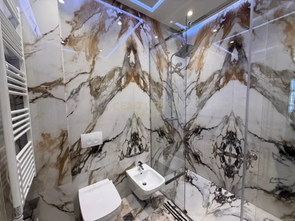 Tirane, jepet me qera apartament 3+1 Kati 7, 145 m² 1.600 € (Delijorgji)