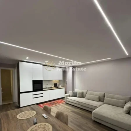 Tirane, jepet me qera apartament 1+1 Kati 1, 60 m² 700 € (Stacioni i Trenit)