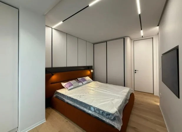 Tirane, jepet me qera apartament 1+1 Kati 13, 70 m² 1.200 € (Rruga Mine Peza)