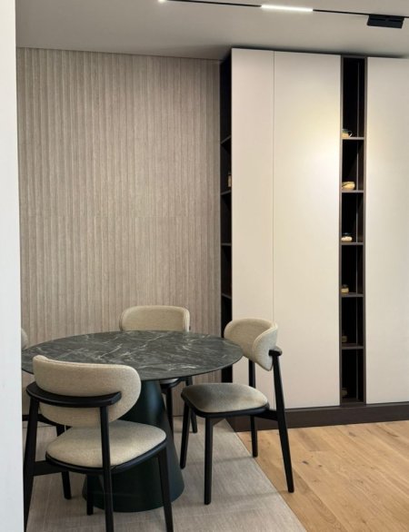 Tirane, jepet me qera apartament 1+1 Kati 13, 70 m² 1.200 € (Rruga Mine Peza)