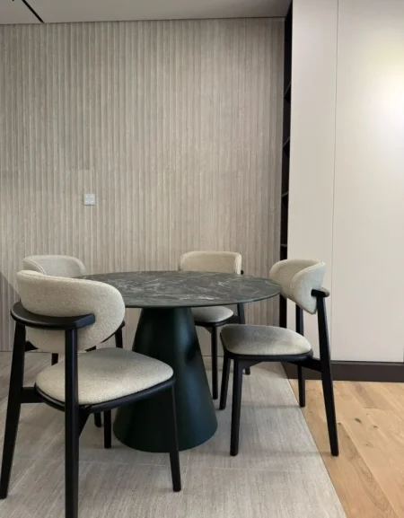 Tirane, jepet me qera apartament 1+1 Kati 13, 70 m² 1.200 € (Rruga Mine Peza)