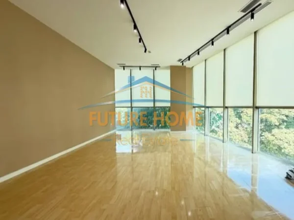 Tirane, jepet me qera zyre Kati 2, 50 m² 1.050 € (Sami Frasheri)