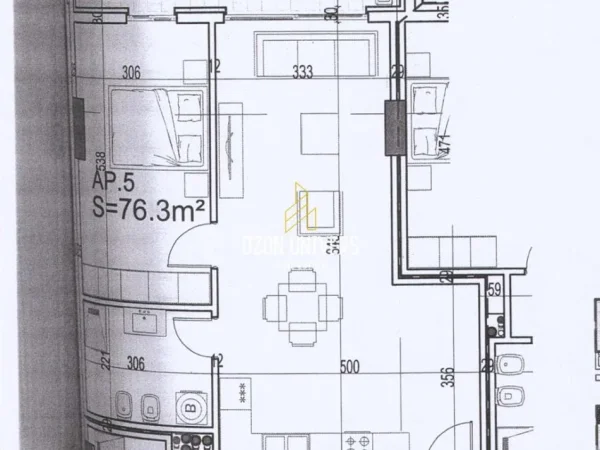 Vlore, shitet apartament 1+1+Ballkon Kati 3, 90 m² 244.000 € (Lungomare, Vlorë)