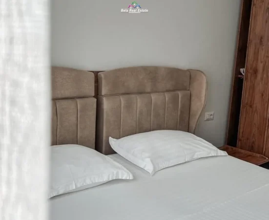 Tirane, jepet me qera apartament 1+1+Ballkon Kati 6, 70 m² 590 € (Rruga 5 Maj)