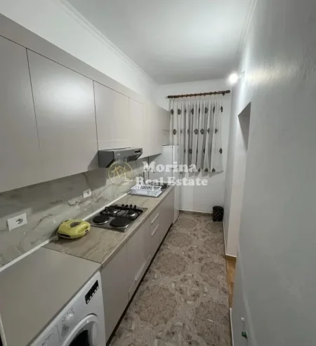 Tirane, jepet me qera shtepi 1+1 Kati 2, 50 m² 300 € (Laprake)