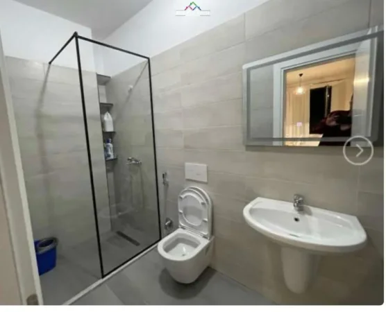 Tirane, jepet me qera apartament 1+1+Ballkon Kati 1, 60 m² 620 € (Ne zonen e Selites, prane Universitetit Marin Barleti)