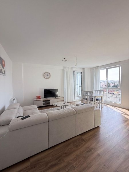 Tirane, jepet me qera apartament 2+1 Kati 3, 80 m² 700 € (SIRI KODRA)