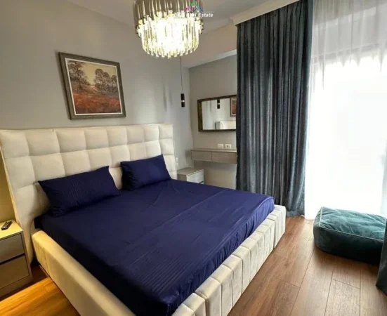 Tirane, jepet me qera apartament 3+1+Ballkon Kati 14, 140 m² 2.800 € (Graden Building)