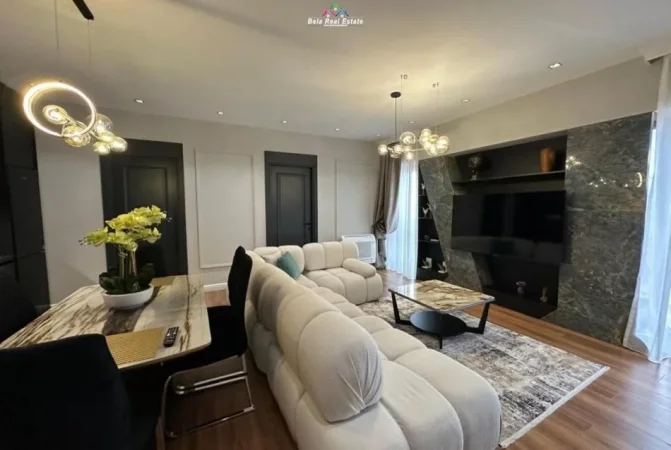 Tirane, jepet me qera apartament 3+1+Ballkon Kati 14, 140 m² 2.800 € (Graden Building)