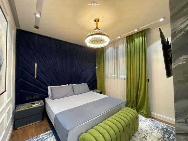 Tirane, jepet me qera apartament 3+1+Aneks+Ballkon Kati 1, 360 m² 4.500 € (TEG, Sofia Residence)