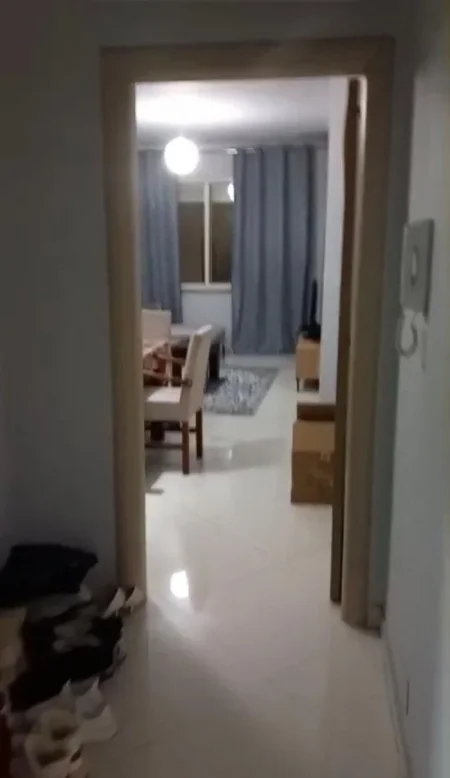 Tirane, jepet me qera apartament 2+1+Ballkon Kati 4, 120 m² 500 € 