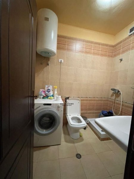 Tirane, shitet apartament 3+1 Kati 5, 120 m² 254.000 € (BRRYLI)