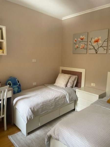 Tirane, shitet apartament 3+1 Kati 3, 117 m² (Kopështi Zoologjik, rruga Eduart Mano,)