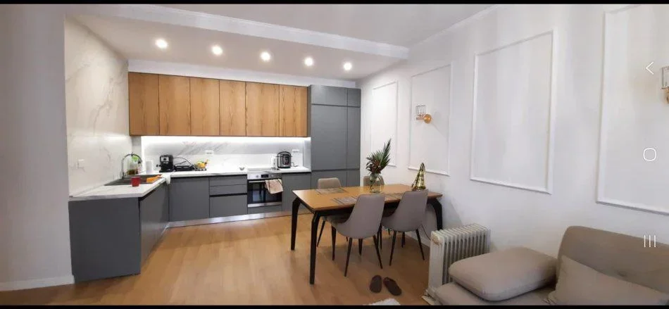 Tirane, shitet apartament 2+1+Ballkon Kati 6, 107 m² 207.000 € (ASTIR)