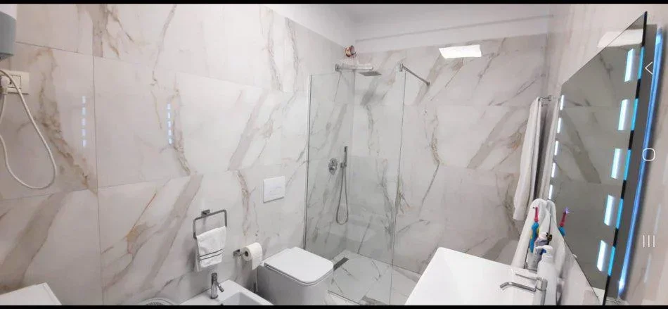 Tirane, shitet apartament 2+1+Ballkon Kati 6, 107 m² 207.000 € (ASTIR)