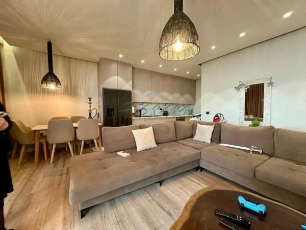 Vlore, shitet apartament 2+1+Aneks+Ballkon , 107 m² 550.000 € (GREEN COAST 1)