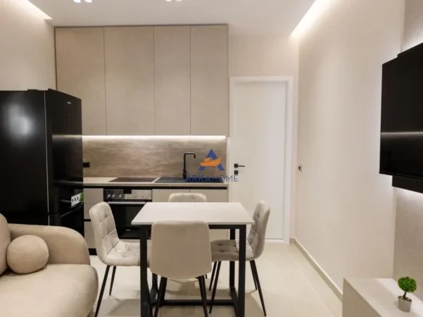 SHITEN 3 APARTAMENTE 110M2 (TOTAL) "RRUGA 1 MAJI, VLORE" 215.000 EURO