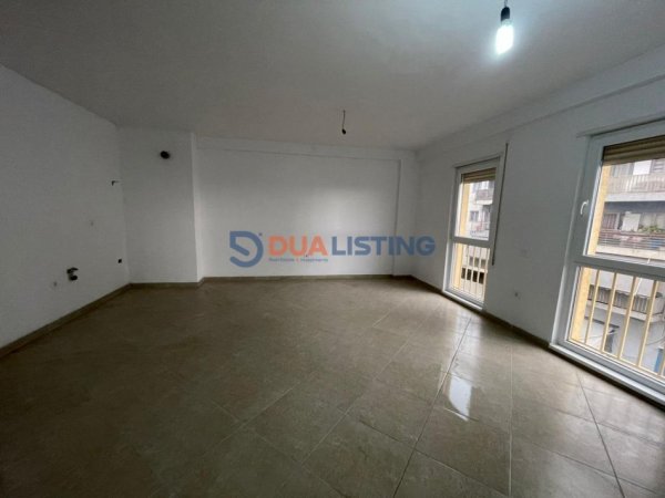 Tirane, shitet apartament 2+1 , 119 m² 200.000 € (Selite)