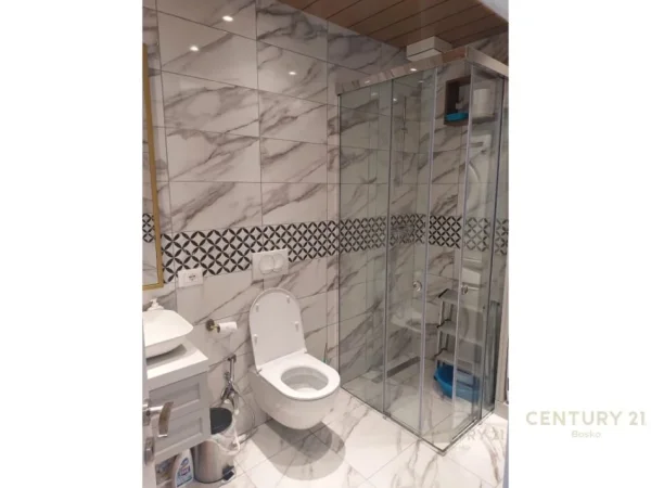 Tirane, jepet me qera apartament 2+1 Kati 9, 91 m² 750 € (Don Bosko)