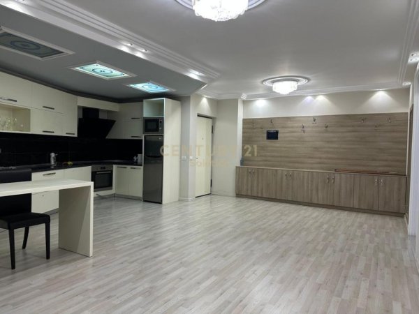 Tirane, shitet apartament 2+1+Ballkon Kati 2, 165 m² 248.000 € 