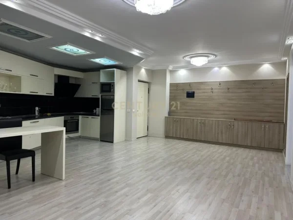Tirane, shitet apartament 2+1+Ballkon Kati 2, 165 m² 248.000 € 