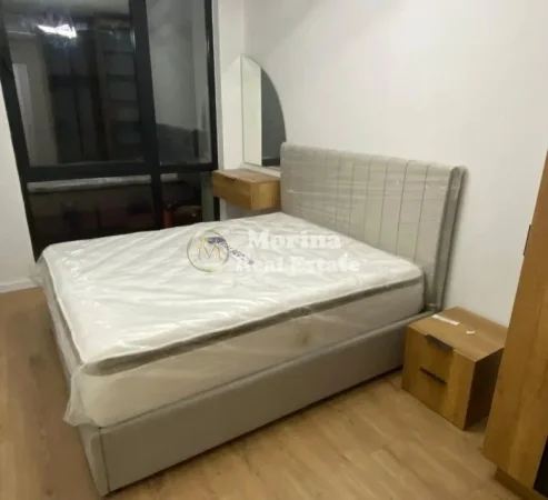 Tirane, jepet me qera apartament 1+1 Kati 3, 60 m² 550 € (Rruga Jordan Misja)