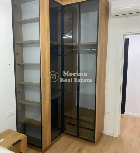 Tirane, jepet me qera apartament 1+1 Kati 3, 60 m² 550 € (Rruga Jordan Misja)