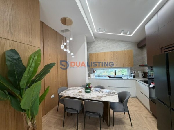 Tirane, jepet me qera apartament 2+1 , 1.000 € (Sauk)