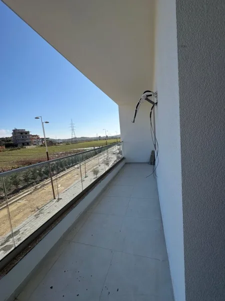 Durres, shitet apartament 1+1+Ballkon Kati 1, 74.530 € (Golem)