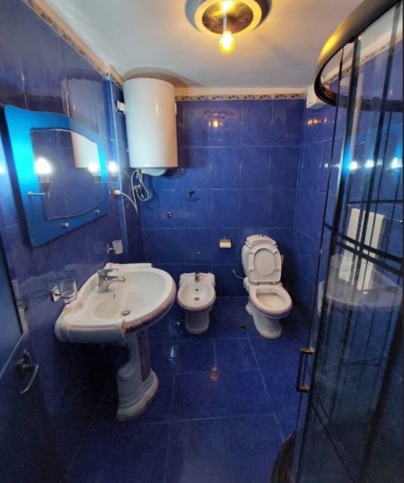 Tirane, jepet me qera apartament 2+1 Kati 5, 101 m² 900 € (MYSLYM SHYRI)