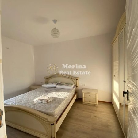 Tirane, jepet me qera apartament 3+1 Kati 3, 115 m² 600 € (Rruga 5 Maji)