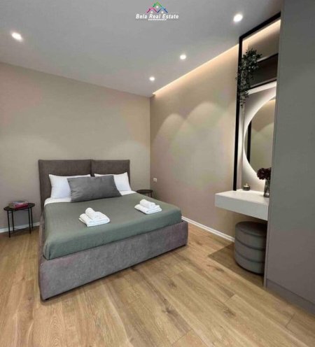 Tirane, jepet me qera apartament 1+1 Kati 8, 60 m² 620 € (Rruga Siri Kodra)