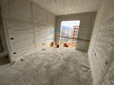 Tirane, shitet apartament 2+1 Kati 7, 107 m² 160.000 € (Rr Xhanfize Keko)