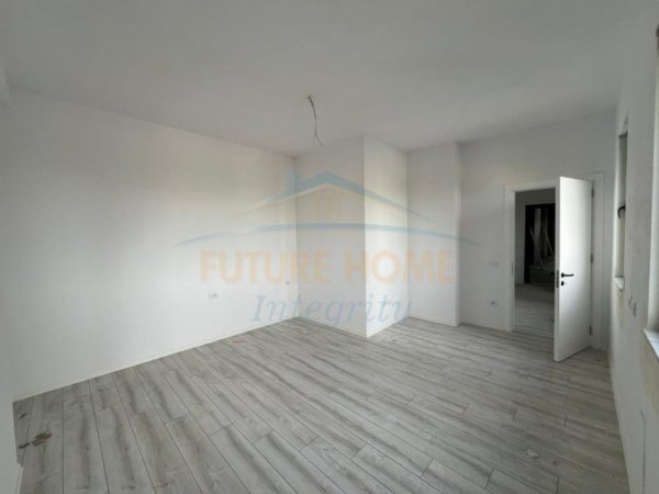 Tirane, shitet apartament 2+1 Kati 3, 114 m² 148.000 € (Paskuqan)