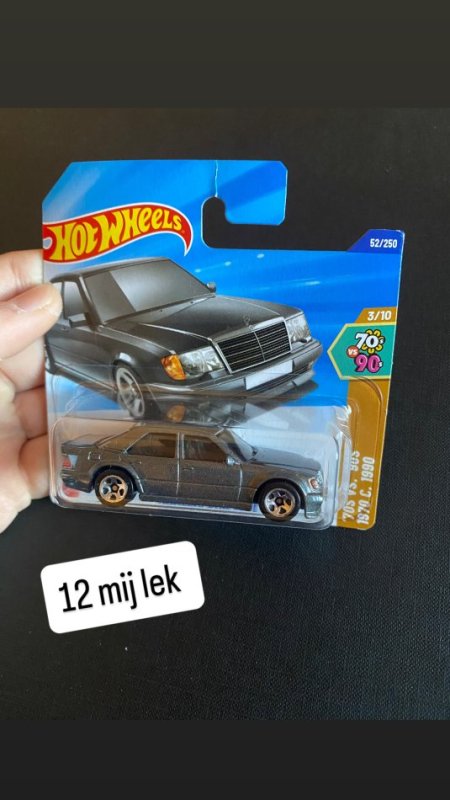 Tirane, shes Makina metalike modele shum te vecanta cmimet ne baze te modelin si ne foto 12 €