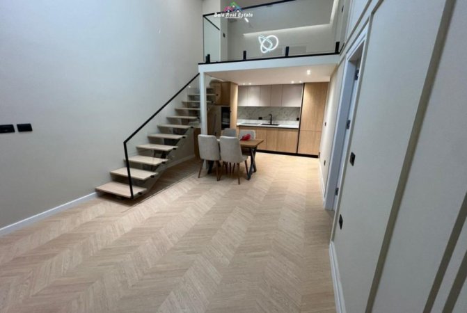 Tirane, shes apartament duplex 2+1 Kati 2, 114 m² 200.000 € (Rruga e Kavajes)