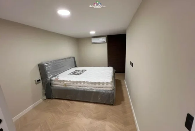 Tirane, shes apartament duplex 2+1 Kati 2, 114 m² 200.000 € (Rruga e Kavajes)