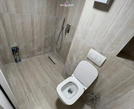 Tirane, shes apartament duplex 2+1 Kati 2, 114 m² 200.000 € (Rruga e Kavajes)