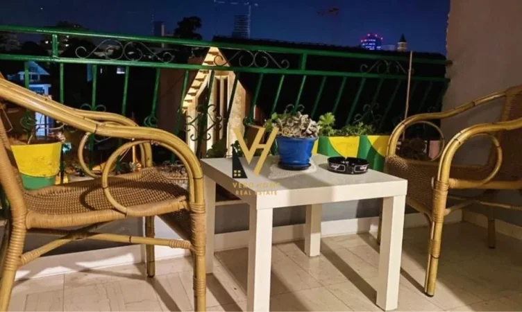 Tirane, jepet me qera apartament 2+1+Aneks+Ballkon Kati 4, 100 m² 825 € (RRUGA NAM FRASHERI)