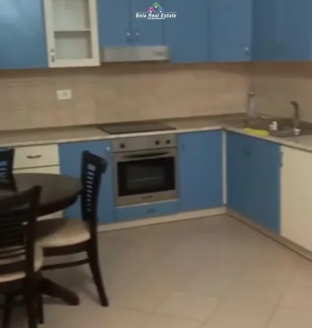 Tirane, jepet me qera apartament 1+1 Kati 3, 65 m² 470 € (Rruga Don Bosko)
