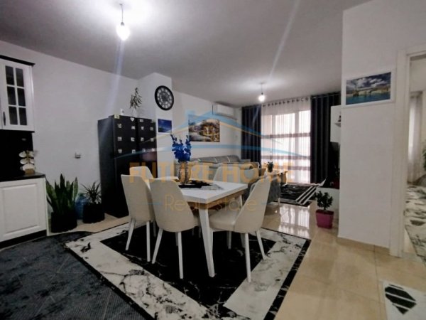 Tirane, shitet apartament 1+1 Kati 9, 95 m² 120.000 € (Kamez)