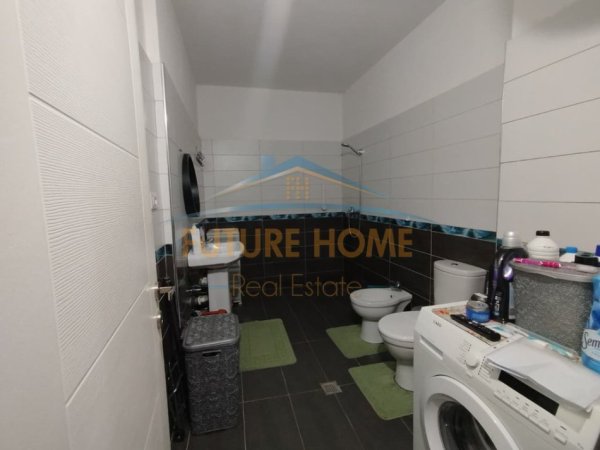 Tirane, shitet apartament 1+1 Kati 9, 95 m² 120.000 € (Kamez)