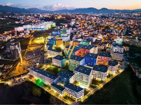 Tirane, jepet me qera apartament 1+1+Aneks+Ballkon Kati 8, 50 m² 465 € (ALI DEMI)