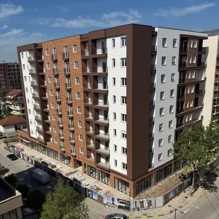 Tirane, shitet apartament 2+1+Aneks+Ballkon Kati 4, 118 m² 102.000 € (rruga osbe kamez)