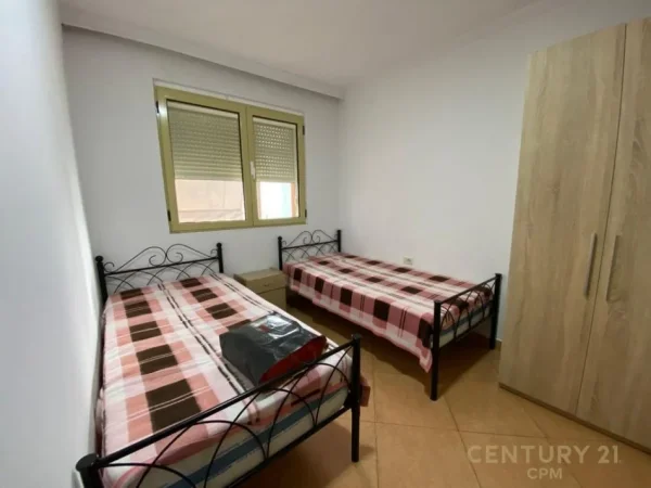 Tirane, jepet me qera apartament 1+1+Ballkon Kati 4, 35 m² 400 € (vasil shanto)