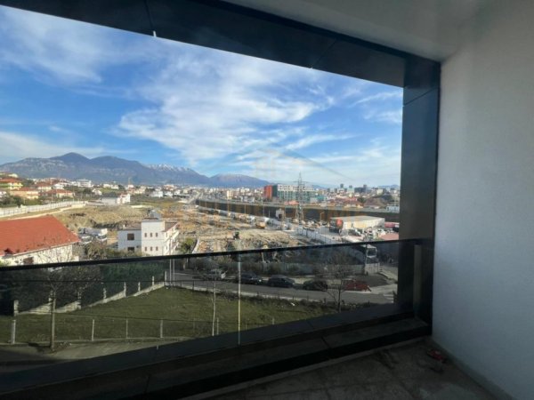 Tirane, shes apartament 2+1 Kati 3, 114 m² 