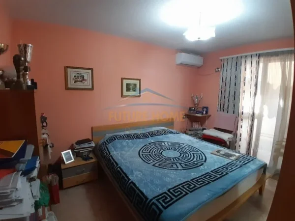 Tirane, shes apartament 3+1+Ballkon Kati 3, 90 m² 180.000 € 