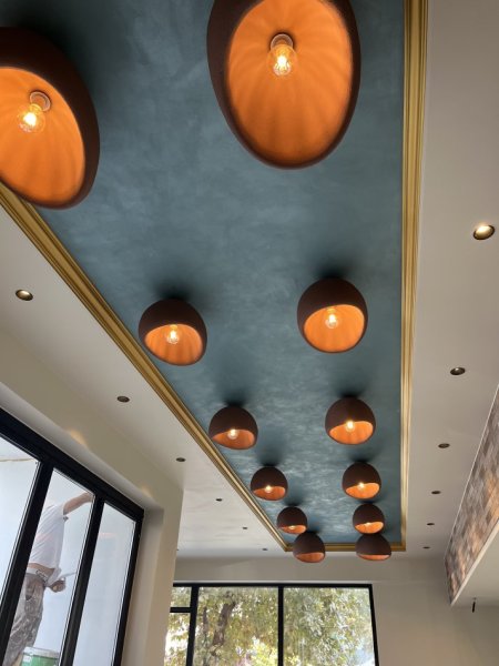 Ofroj instalime elektrike për shtëpi, biznese dhe lokale – Fier