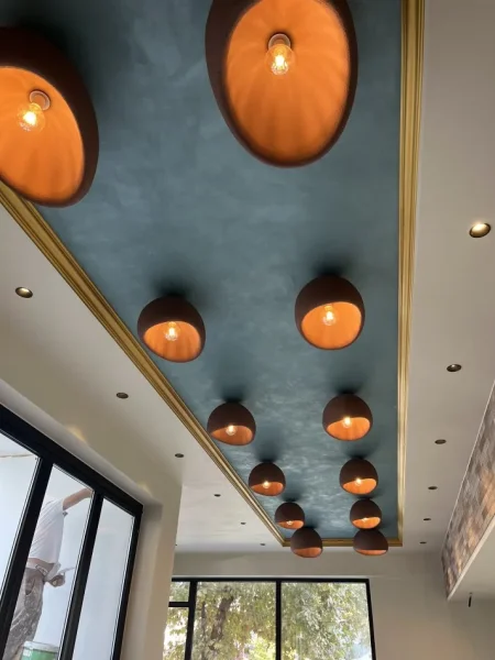 Ofroj instalime elektrike për shtëpi, biznese dhe lokale – Fier