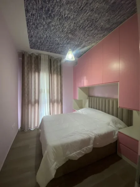 Tirane, jepet me qera apartament 2+1+Ballkon Kati 3, 96 m² 1.000 € (Kodra e Diellit 1)